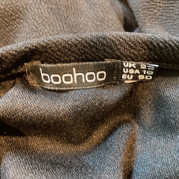 Boohoo Asymmetric Ruffle Hem Tunic - Picture 3 of 4